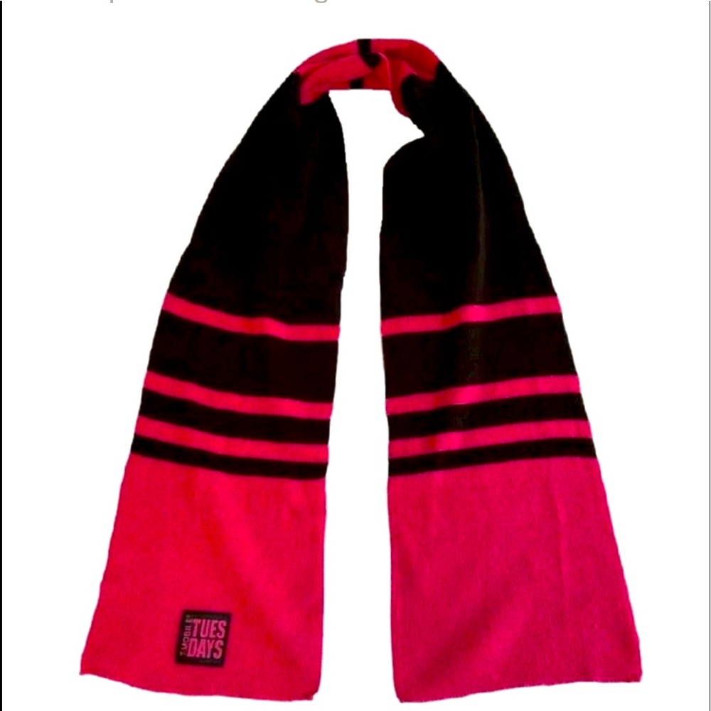 Black & Magenta T-Mobile Tuesday’s Scarf New In Bag - Picture 16 of 16